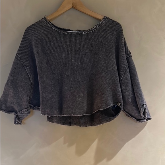 We The Free Gray Boxy Crop Top with Dolman Sleeves - Picture 2 of 4